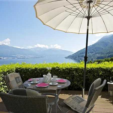 Vista Da Sogno * Pino Lago Maggiore
